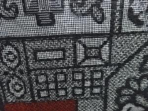 アンティーク　華紋更紗模様織り出し本場村山泥大島紬着物